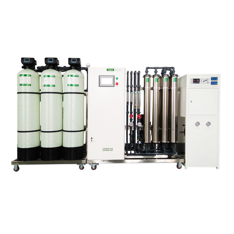 300L/H à 500L/H Système de purification de l'eau médicale Vaisseaux sous pression 2 étapes RO + EDI