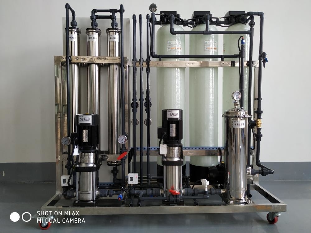 système à deux étages de filtration de l'eau du système RO du RO 750lph