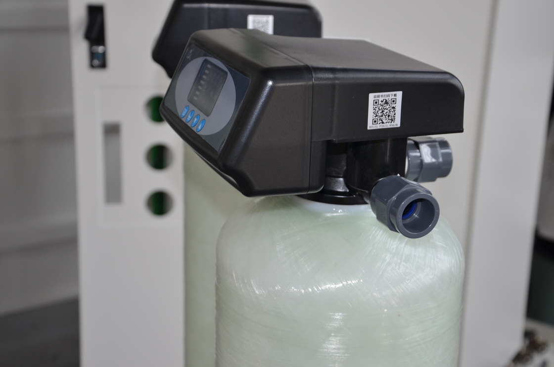 Prix industriel d'adoucissant de valve de contrôle automatique à vendre des accessoires de système de RO