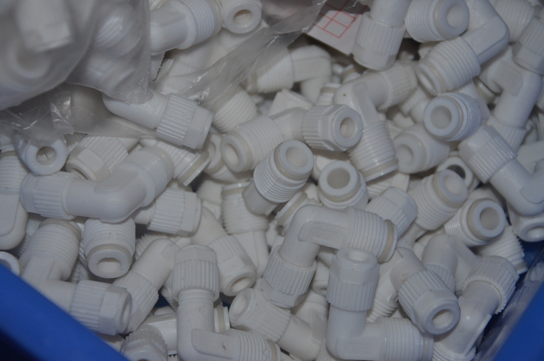 Connecteurs convenables en plastique pour des accessoires de système des systèmes de traitement de l'eau de RO RO