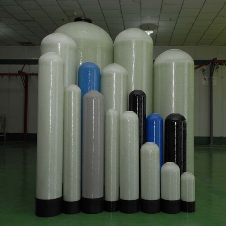Accessoires à haute pression de système de RO de réservoir de filtre de 24.0L 835 Frp pour le charbon actif