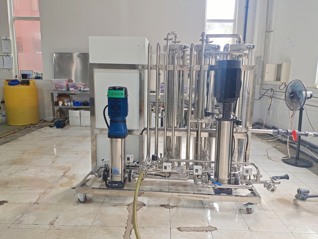 Système de RO d'étape de double du matériel 1000LPH de solides solubles avec la désinfection UV