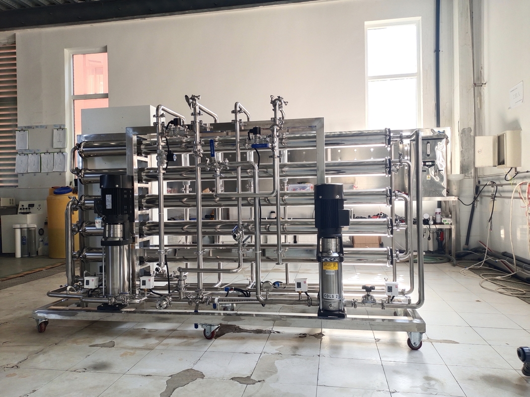 Machine à deux étages de traitement de l'eau d'osmose d'inversion pour des machines de cosmétiques