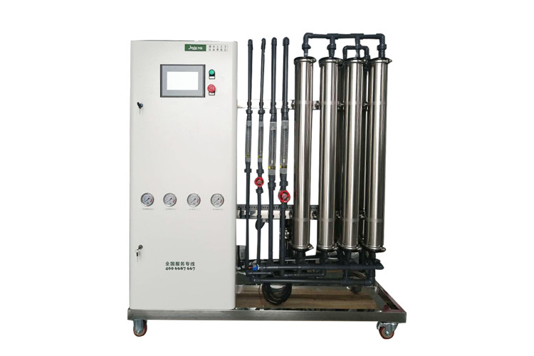 Installation de traitement de l'eau de système de RO de monopasse de laboratoire d'hôpital de 500L/H SS304