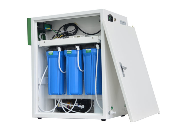 Type médical circuit de Cabinet de refroidissement d'osmose d'inversion 40 litres par heure